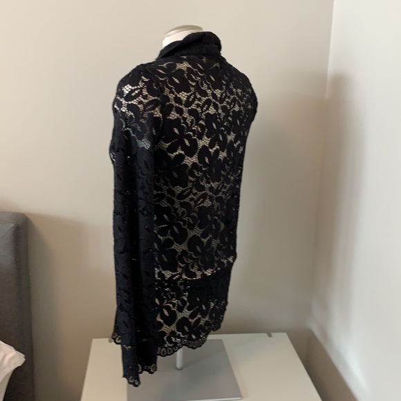 BCBG Max Adria lace top - Picture 2 of 6
